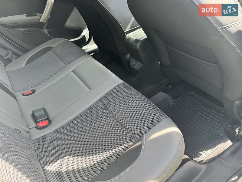 Позашляховик / Кросовер Peugeot 2008 2016 в Івано-Франківську