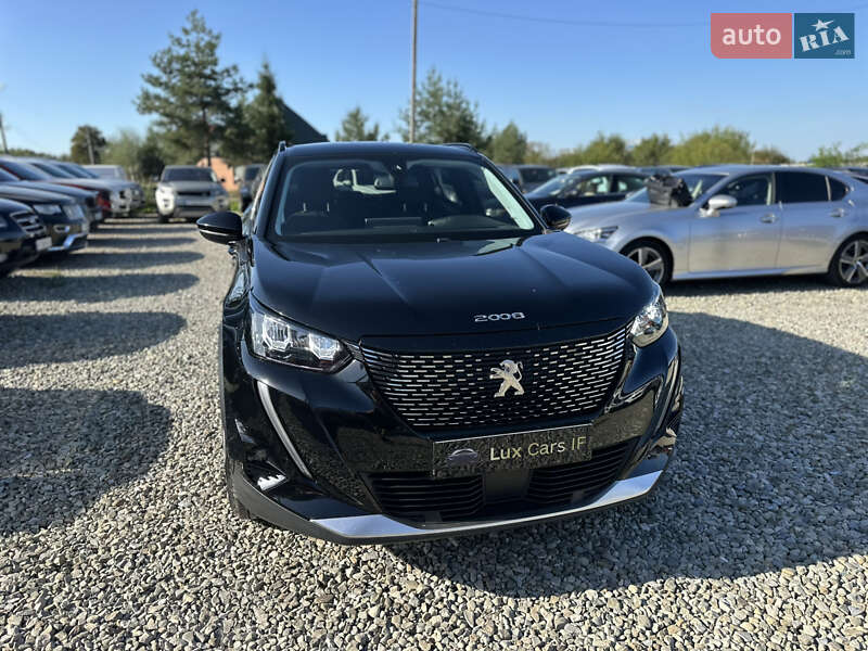 Внедорожник / Кроссовер Peugeot 2008 2021 в Ивано-Франковске