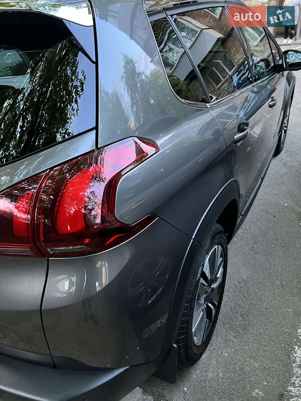 Позашляховик / Кросовер Peugeot 2008 2019 в Харкові