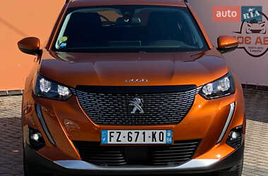 Внедорожник / Кроссовер Peugeot 2008 2021 в 