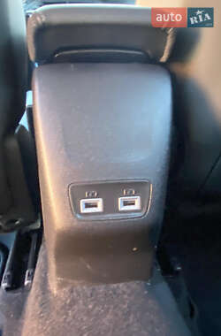 Внедорожник / Кроссовер Peugeot 2008 2021 в 