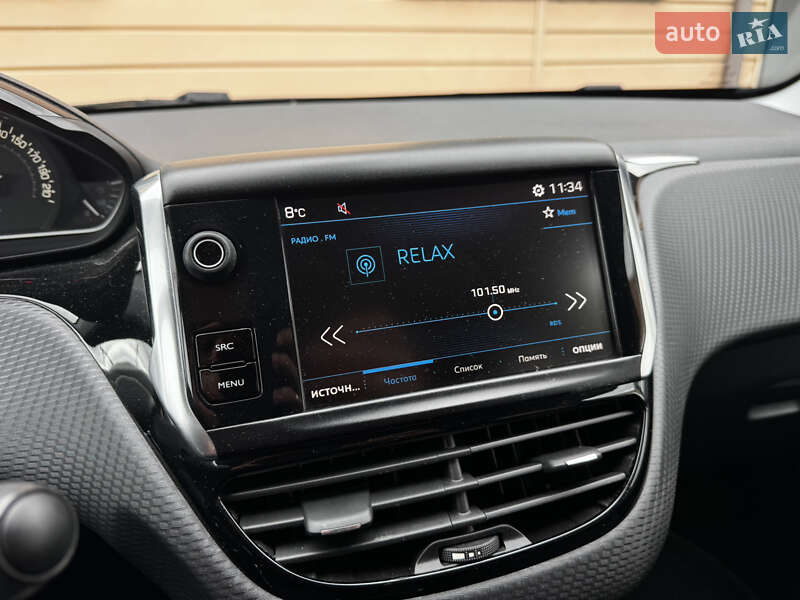 Позашляховик / Кросовер Peugeot 2008 2017 в Києві