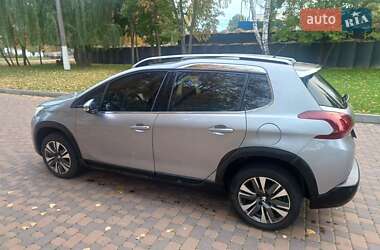 Внедорожник / Кроссовер Peugeot 2008 2016 в 