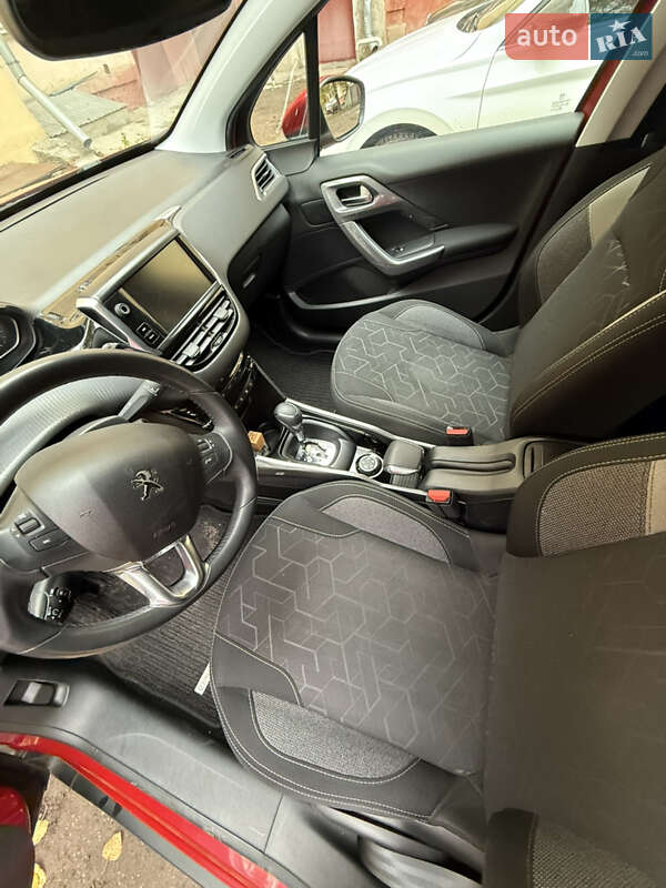 Внедорожник / Кроссовер Peugeot 2008 2019 в Чернигове фото 11 Внедорожник / Кроссовер Peugeot 2008 2019 в Чернигове