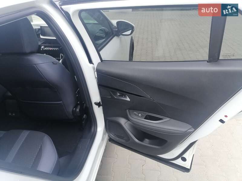 Внедорожник / Кроссовер Peugeot 2008 2020 в Николаеве фото 12 Внедорожник / Кроссовер Peugeot 2008 2020 в Николаеве