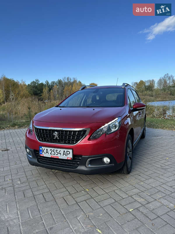 Внедорожник / Кроссовер Peugeot 2008 2018 в Киеве