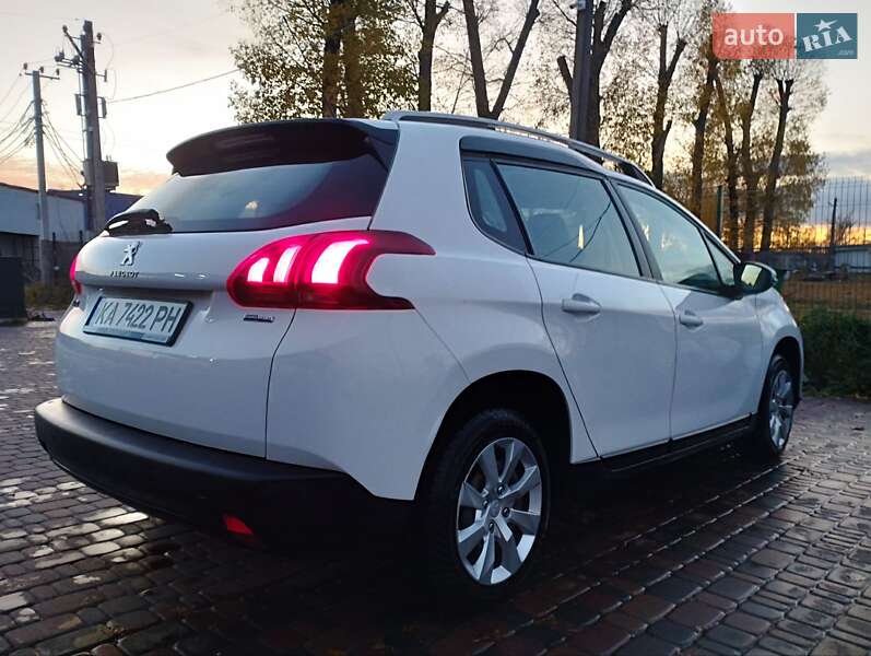 Позашляховик / Кросовер Peugeot 2008 2017 в Києві