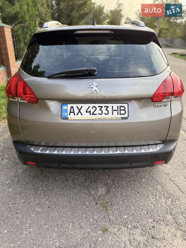 Позашляховик / Кросовер Peugeot 2008 2014 в Південному