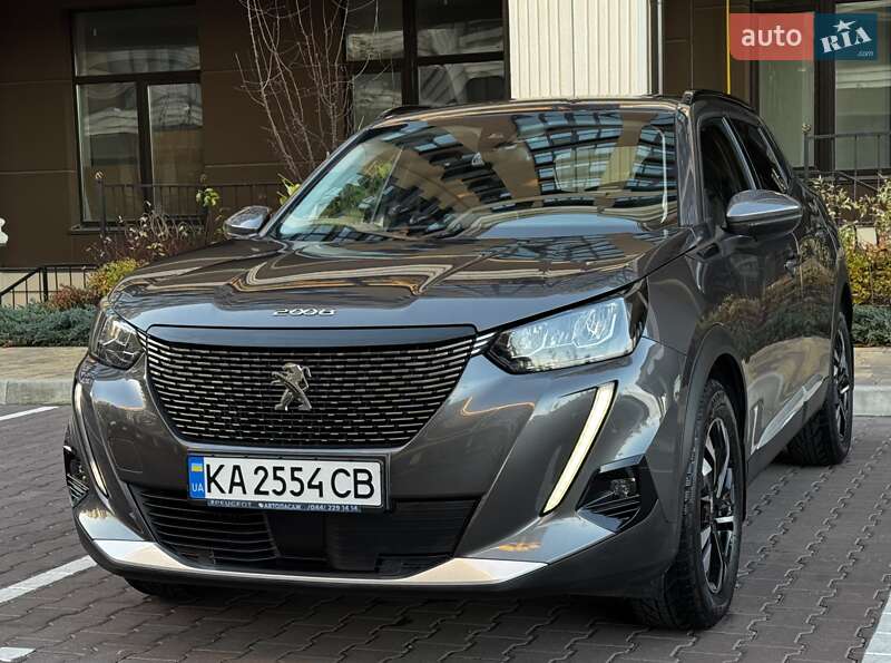 Внедорожник / Кроссовер Peugeot 2008 2021 в Киеве
