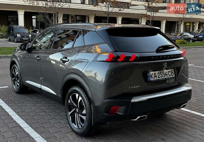 Внедорожник / Кроссовер Peugeot 2008 2021 в Киеве