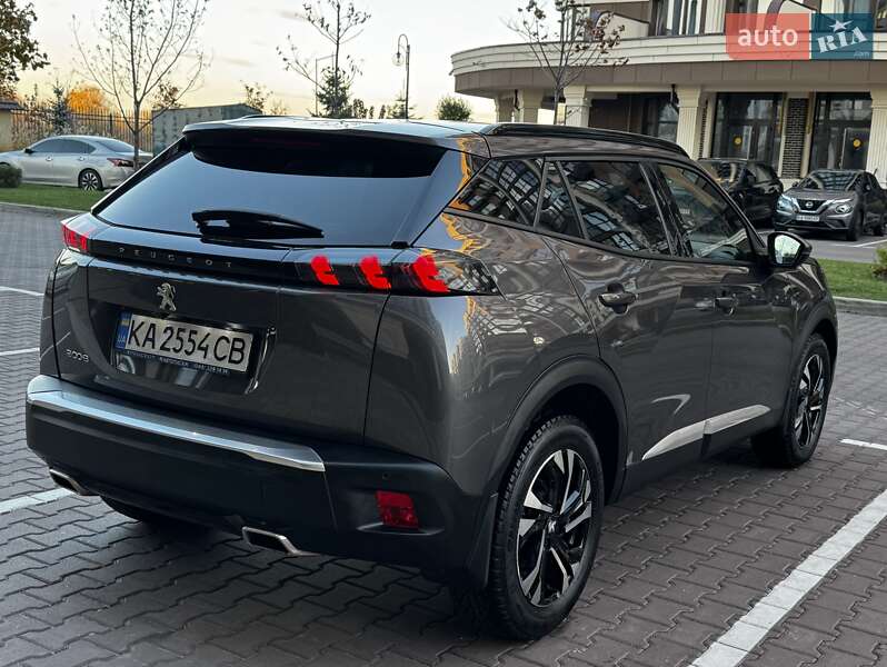Внедорожник / Кроссовер Peugeot 2008 2021 в Киеве