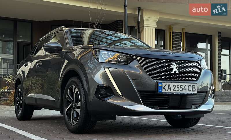 Внедорожник / Кроссовер Peugeot 2008 2021 в Киеве