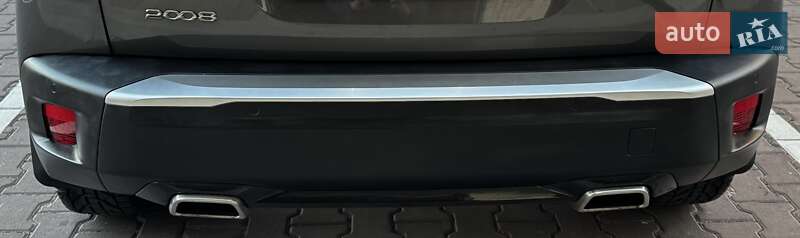 Внедорожник / Кроссовер Peugeot 2008 2021 в Киеве