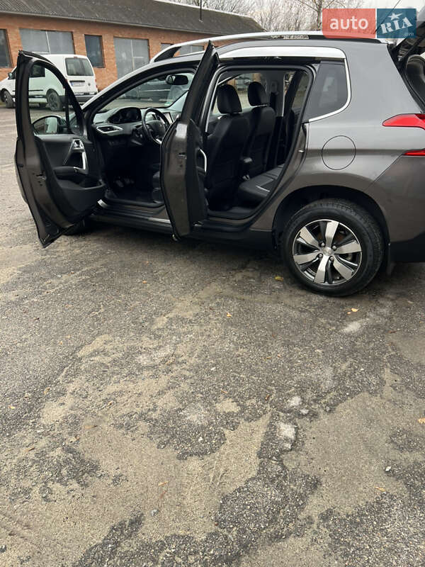 Внедорожник / Кроссовер Peugeot 2008 2013 в Бердичеве