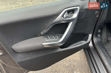 Позашляховик / Кросовер Peugeot 2008 2013 в Бердичеві