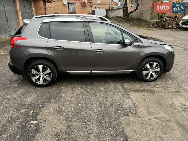 Внедорожник / Кроссовер Peugeot 2008 2013 в Бердичеве