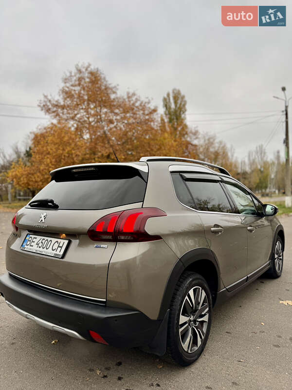 Внедорожник / Кроссовер Peugeot 2008 2017 в Николаеве