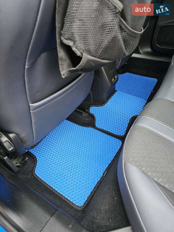 Позашляховик / Кросовер Peugeot 2008 2020 в Стрию