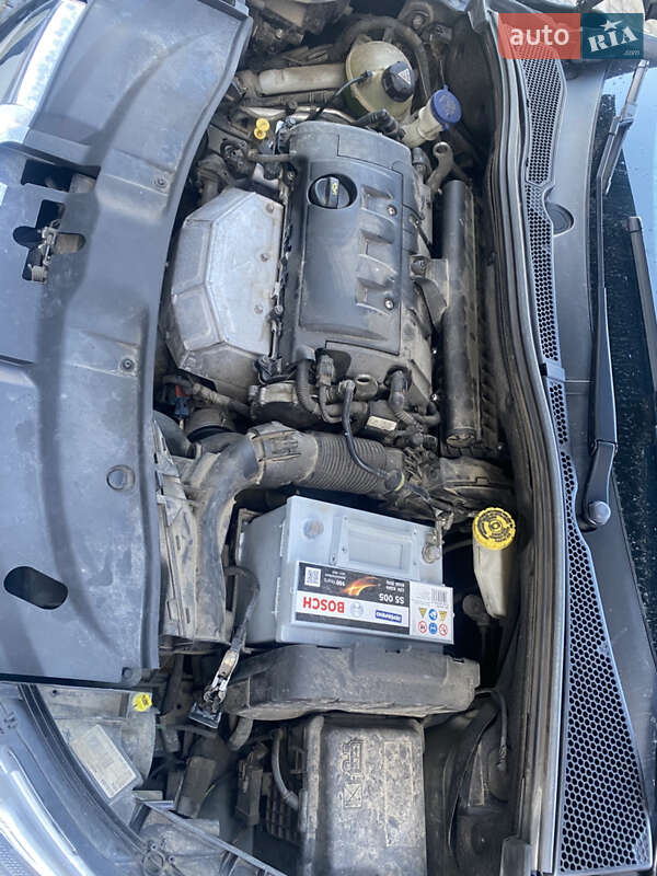 Внедорожник / Кроссовер Peugeot 2008 2013 в Львове фото 14 Внедорожник / Кроссовер Peugeot 2008 2013 в Львове