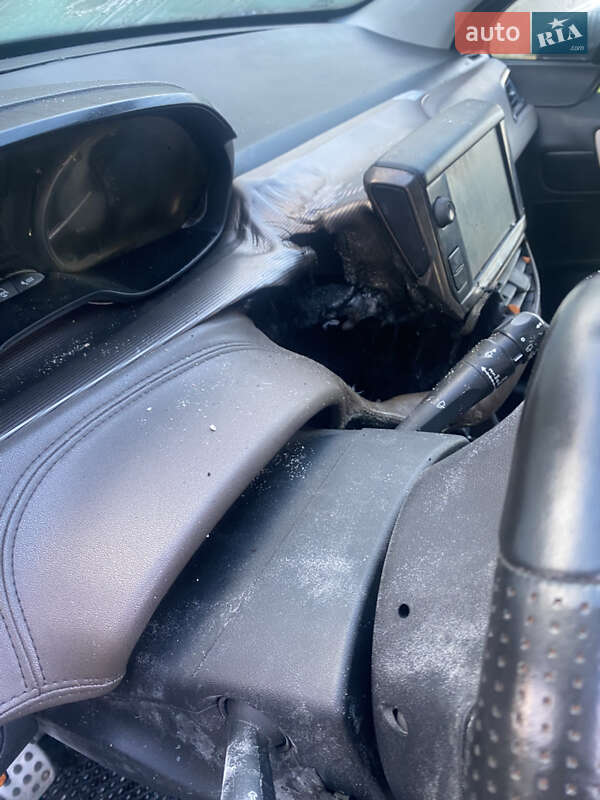 Внедорожник / Кроссовер Peugeot 2008 2013 в Львове фото 22 Внедорожник / Кроссовер Peugeot 2008 2013 в Львове