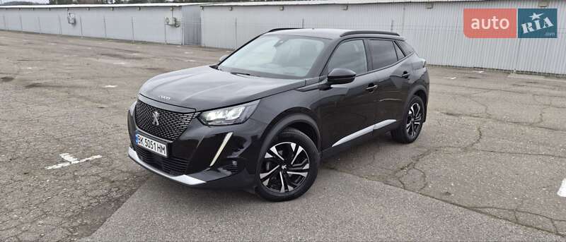Внедорожник / Кроссовер Peugeot 2008 2021 в Киеве