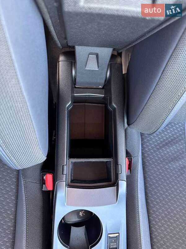 Позашляховик / Кросовер Peugeot 2008 2020 в Івано-Франківську