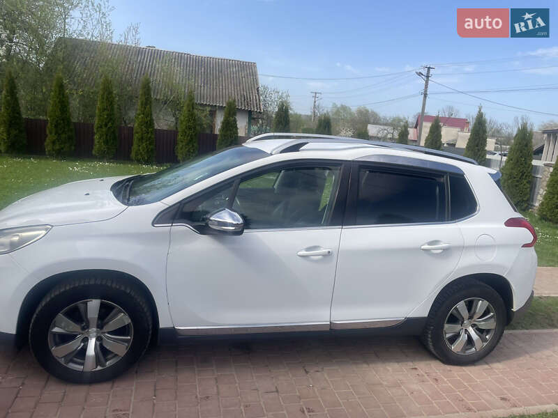 Внедорожник / Кроссовер Peugeot 2008 2014 в Калуше