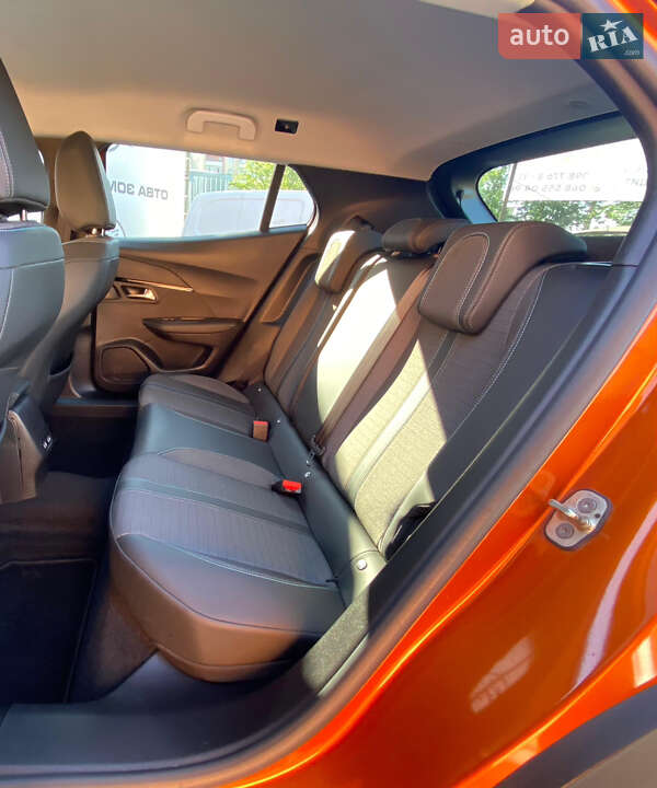 Внедорожник / Кроссовер Peugeot 2008 2021 в Ровно