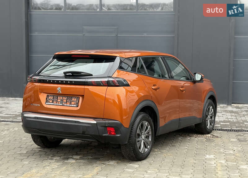 Внедорожник / Кроссовер Peugeot 2008 2021 в Городке