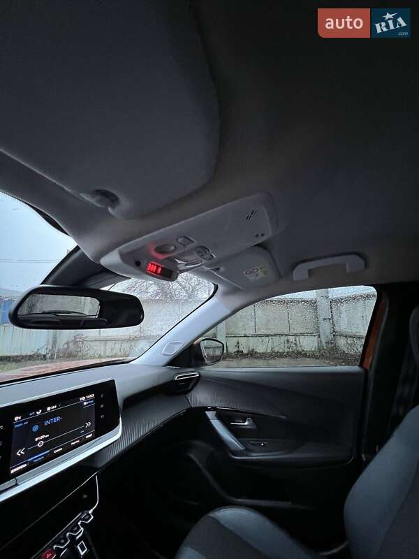 Внедорожник / Кроссовер Peugeot 2008 2020 в Харькове