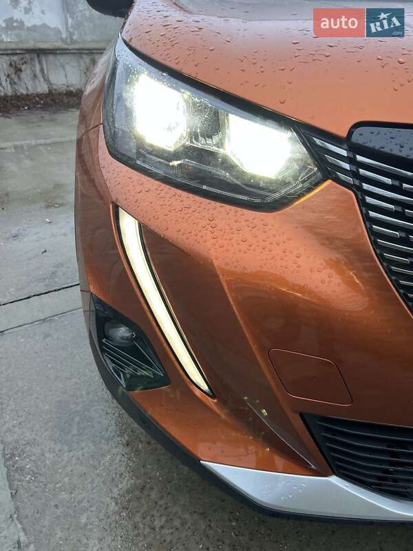 Внедорожник / Кроссовер Peugeot 2008 2020 в Харькове