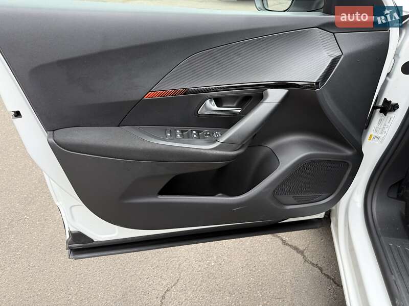 Позашляховик / Кросовер Peugeot 2008 2021 в Одесі