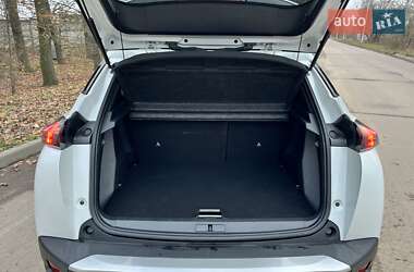 Внедорожник / Кроссовер Peugeot 2008 2020 в Киеве