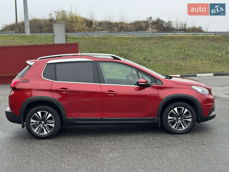 Внедорожник / Кроссовер Peugeot 2008 2018 в Киеве фото 4 Внедорожник / Кроссовер Peugeot 2008 2018 в Киеве