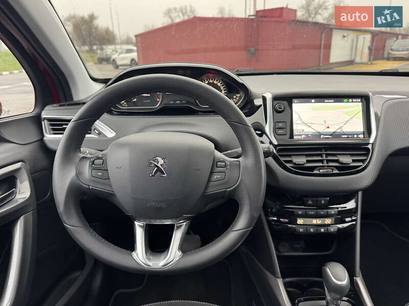 Внедорожник / Кроссовер Peugeot 2008 2018 в Киеве фото 28 Внедорожник / Кроссовер Peugeot 2008 2018 в Киеве