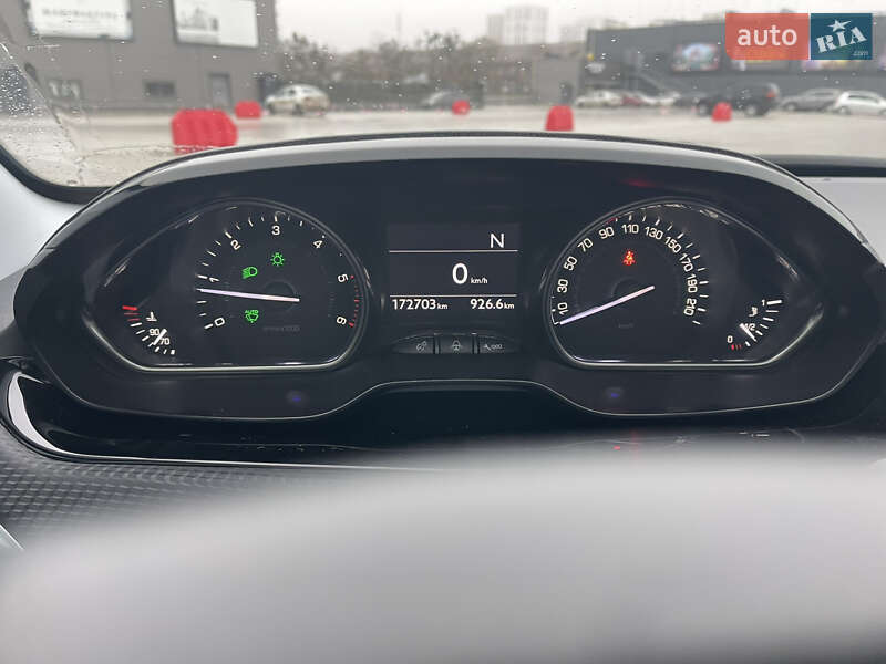 Внедорожник / Кроссовер Peugeot 2008 2015 в Киеве фото 17 Внедорожник / Кроссовер Peugeot 2008 2015 в Киеве