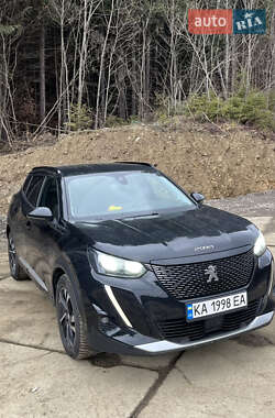 Внедорожник / Кроссовер Peugeot 2008 2021 в Киеве