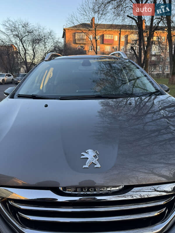 Внедорожник / Кроссовер Peugeot 2008 2015 в Староконстантинове