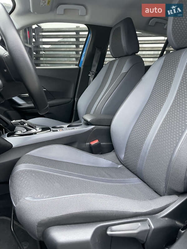 Позашляховик / Кросовер Peugeot 2008 2021 в Києві