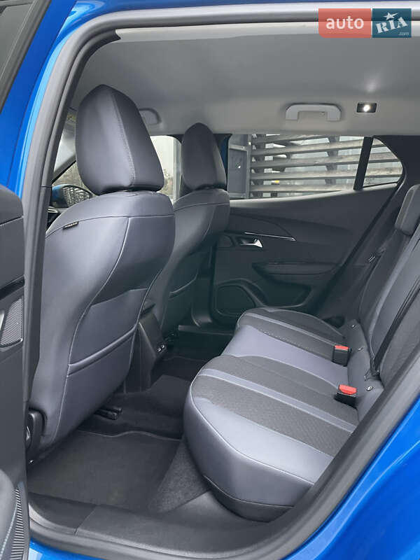 Позашляховик / Кросовер Peugeot 2008 2021 в Києві