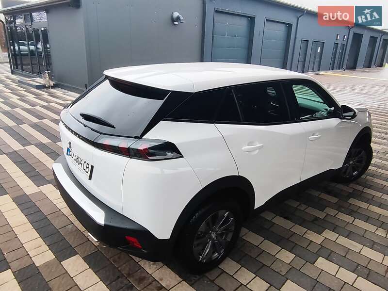 Позашляховик / Кросовер Peugeot 2008 2020 в Львові