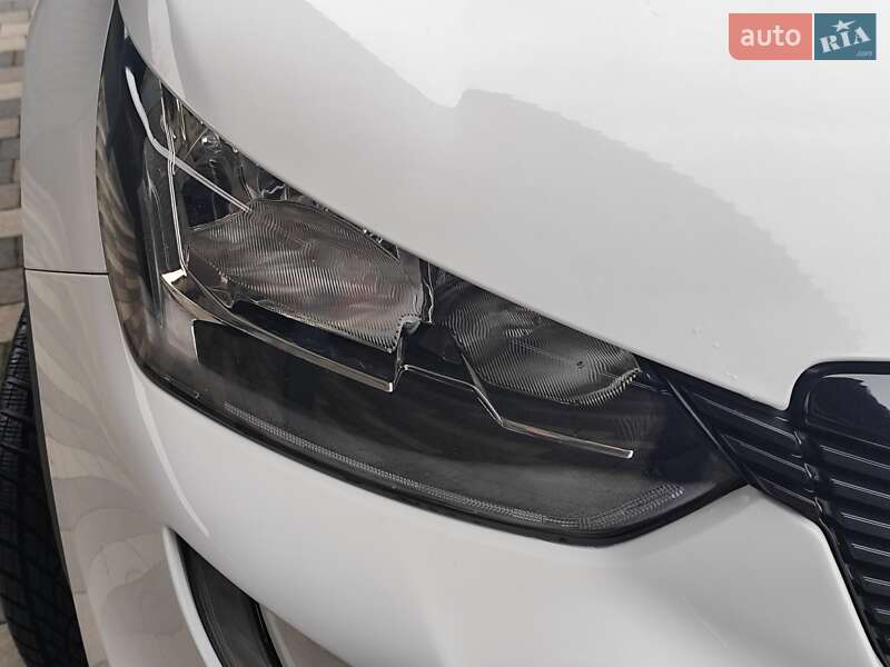 Позашляховик / Кросовер Peugeot 2008 2020 в Львові