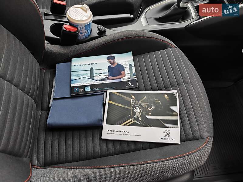 Позашляховик / Кросовер Peugeot 2008 2020 в Львові