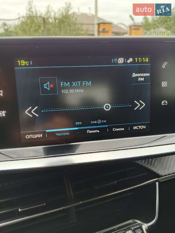 Позашляховик / Кросовер Peugeot 2008 2020 в Полтаві