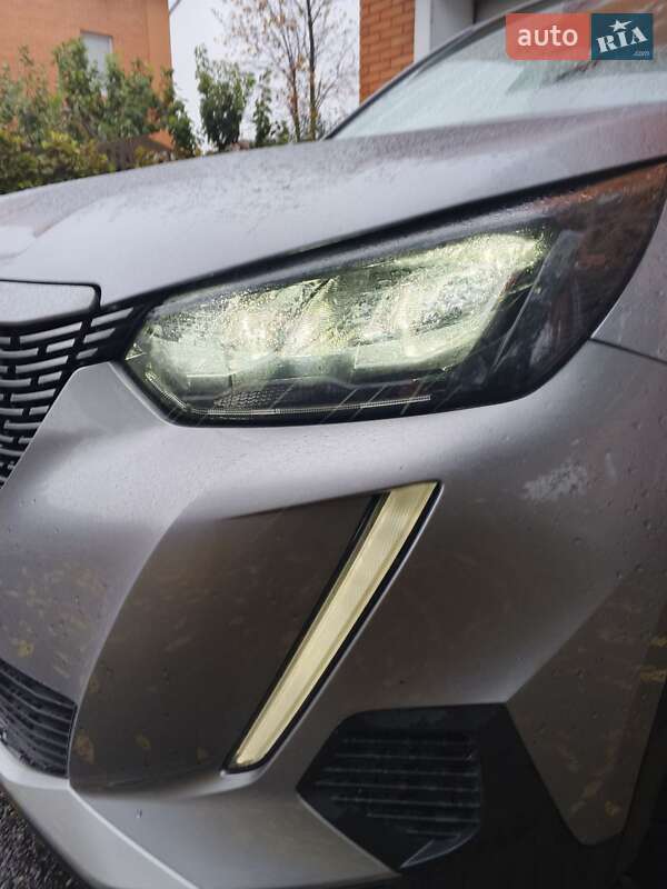 Позашляховик / Кросовер Peugeot 2008 2020 в Полтаві