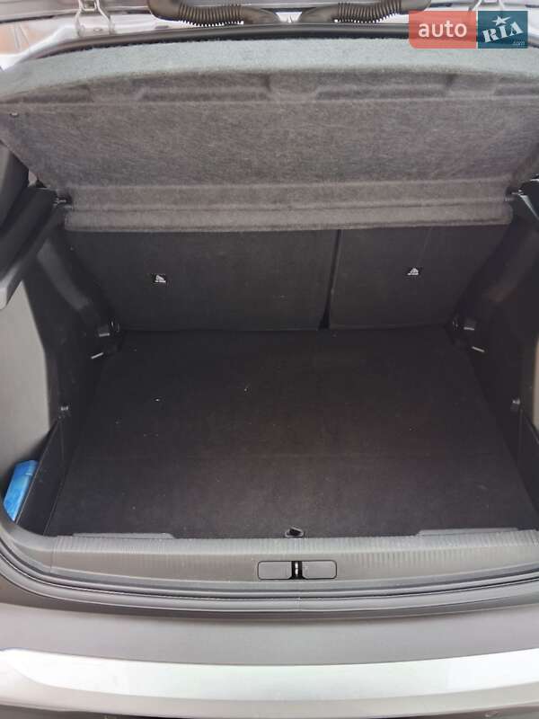 Позашляховик / Кросовер Peugeot 2008 2020 в Полтаві