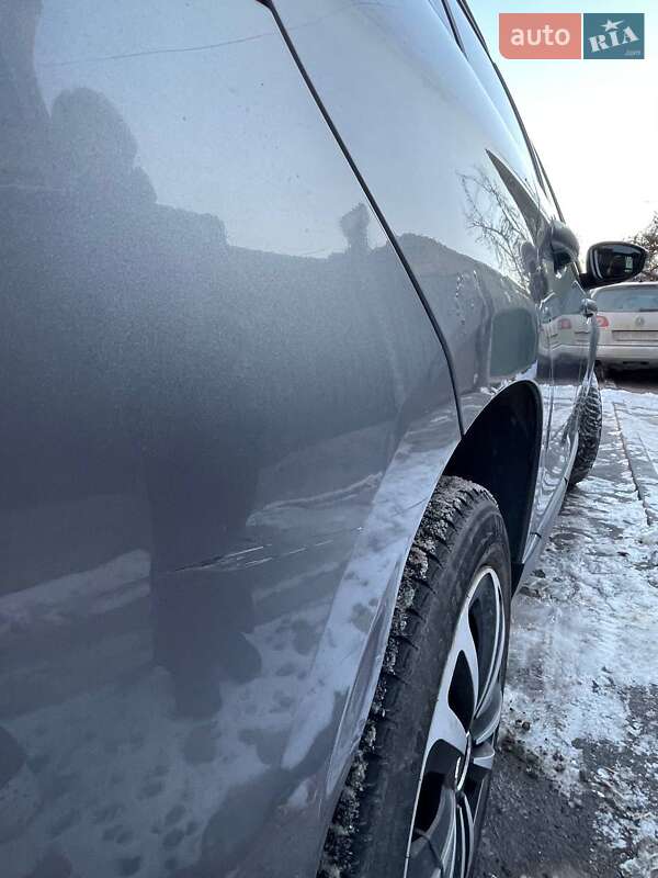 Позашляховик / Кросовер Peugeot 2008 2014 в Львові