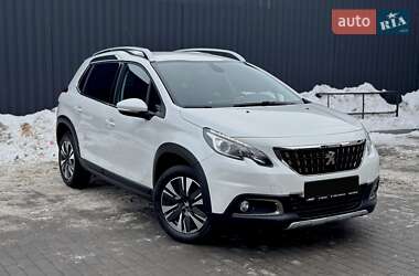 Позашляховик / Кросовер Peugeot 2008 2017 в Дніпрі