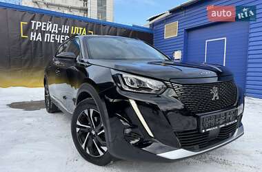 Внедорожник / Кроссовер Peugeot 2008 2020 в Киеве