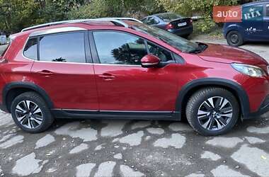 Внедорожник / Кроссовер Peugeot 2008 2017 в Днепре